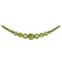 Vickerman Christmas Garland Ornament (346341)